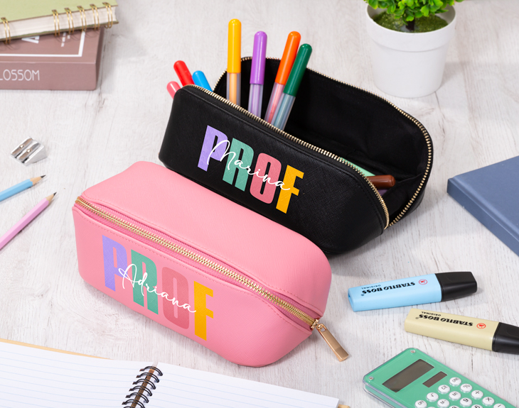 Trousse à Bijoux Fantaisie En Satin Coloré – Broderies Multicolores – Rouge, Bleu Ou Violet – Fabriquée En France